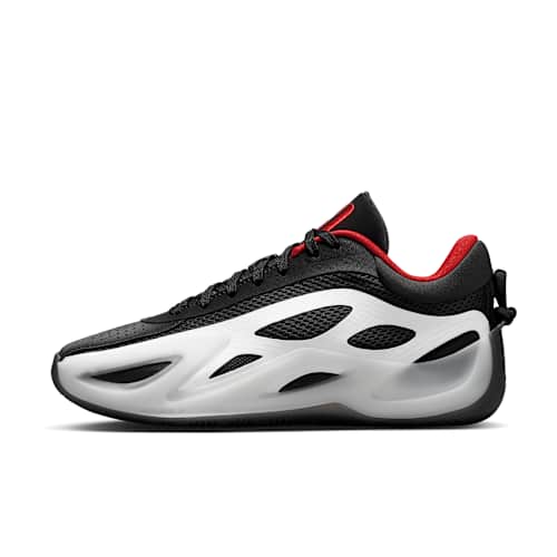 Nike. Just Do It, slide 4 of 6