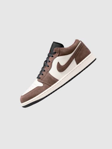 Nike Sportswear, slide 1 of 8