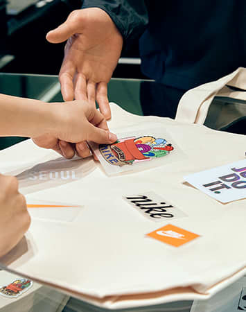 Nike Seoul Floor 