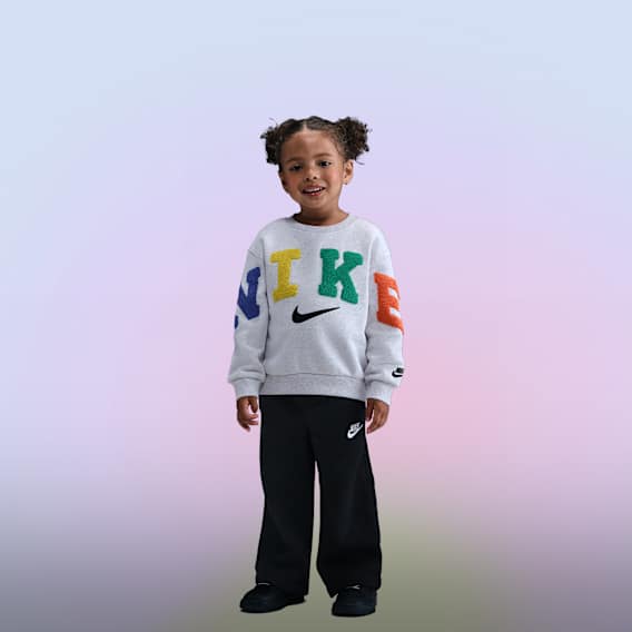나이키 키즈 신발, 의류 및 액세서리. NIKE.COM 