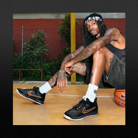  Colores en tendencia, Calzado, Vestimenta y Accesorios para Hombre, slide 1 of 6