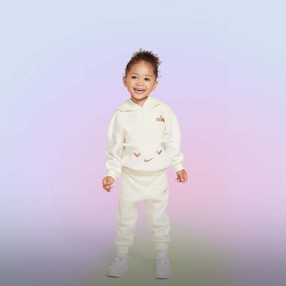 나이키 키즈 신발, 의류 및 액세서리. NIKE.COM 