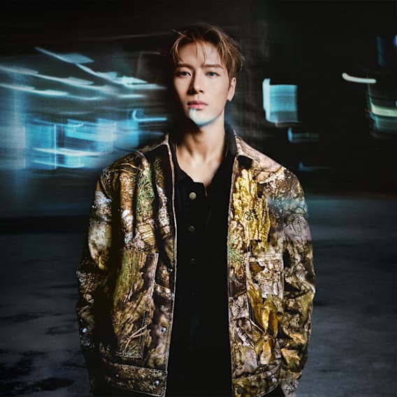 Men's Shoes, Clothing & Accessories