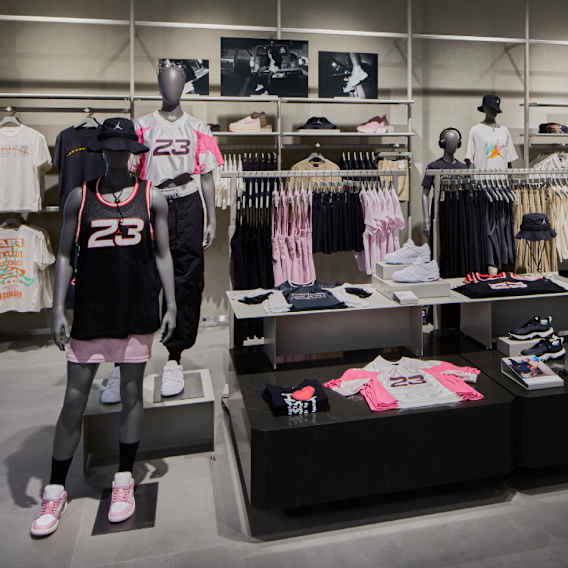 Jordan World of Flight OSAKA  / ジョーダン 大阪, slide 5 of 5