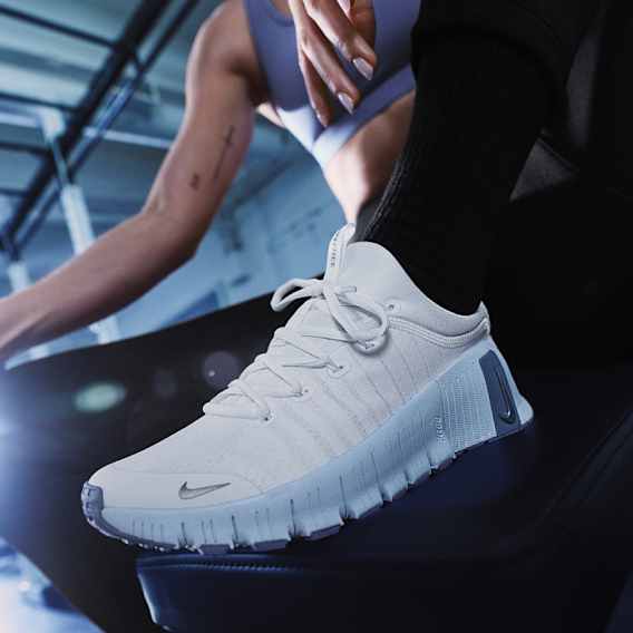 Calzado, Vestimenta y Accesorios Para Mujer