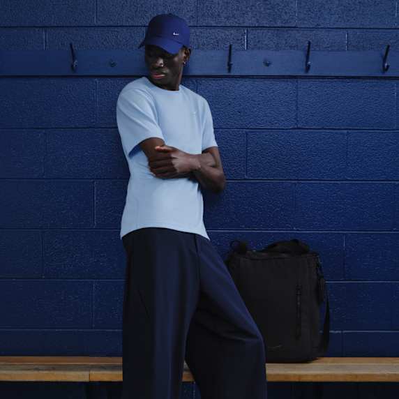 Men's Shoes, Clothing & Accessories