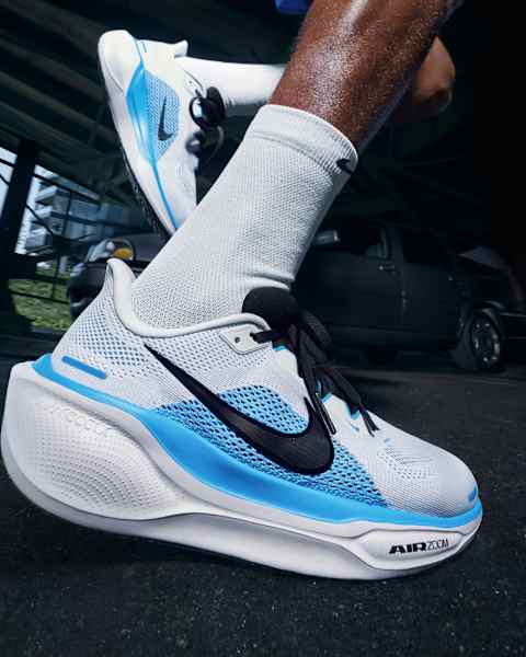 나이키 러닝 신발, 의류 및 액세서리