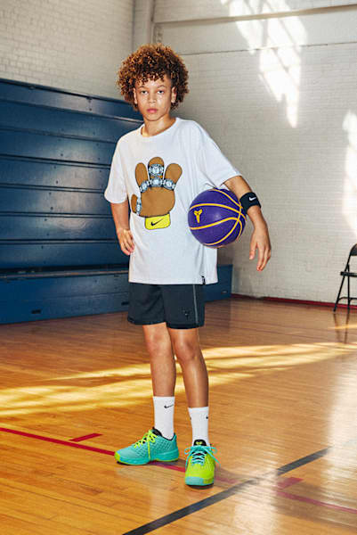 Nike Basketball, slide 3 of 3