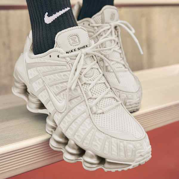 Women's Shoes, Clothing & Accessories