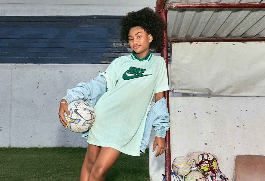 Comprar por deporte, Nike Para Niños, slide 1 of 4