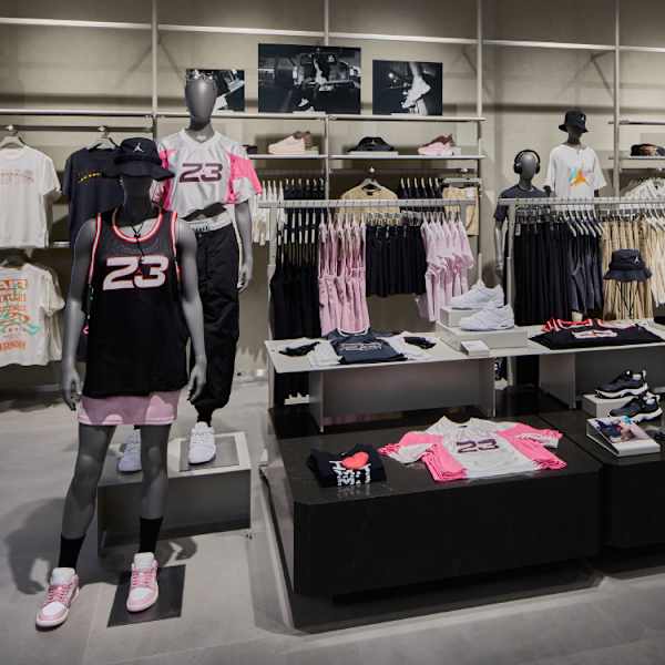 Jordan World of Flight OSAKA / ジョーダン 大阪, slide 5 of 5