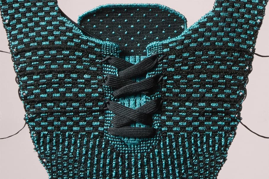 Wavy Breathable Sneakers
