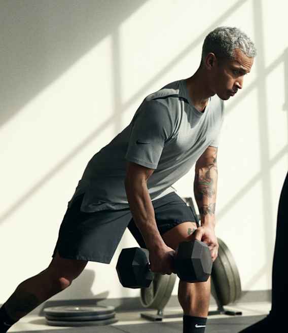 แอพ Nike Training Club ท่าออกกำลังกายที่บ้านและท่าอื่นๆ