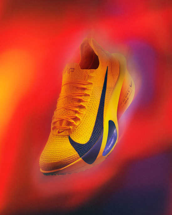 Trending, Nike. Just Do It, slide 4 of 4