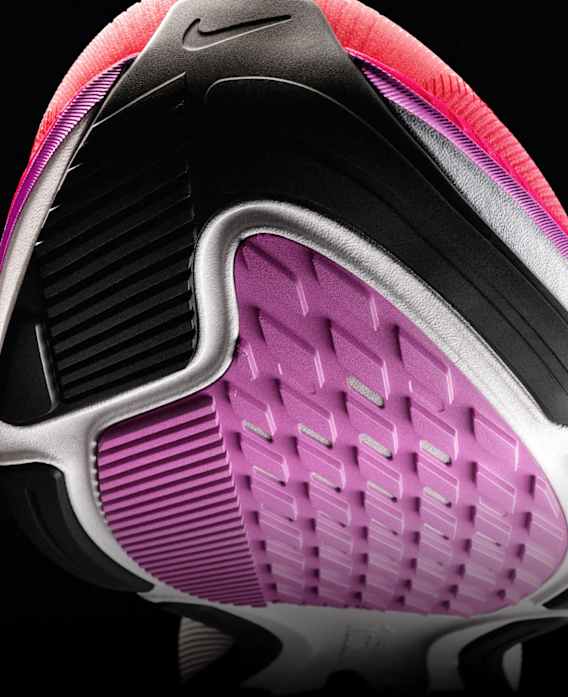 Nike Running, slide 2 of 3