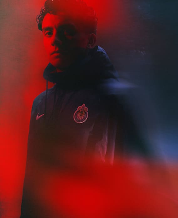 Descubre la nueva colección de Chivas x Nike, Nike x Chivas, slide 3 of 4