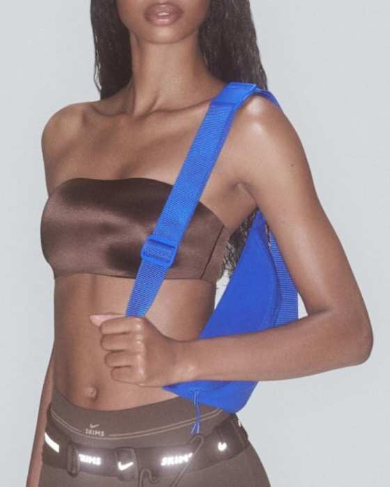 Body Obsessed, 나이키스킴스를 소개합니다., slide 6 of 7