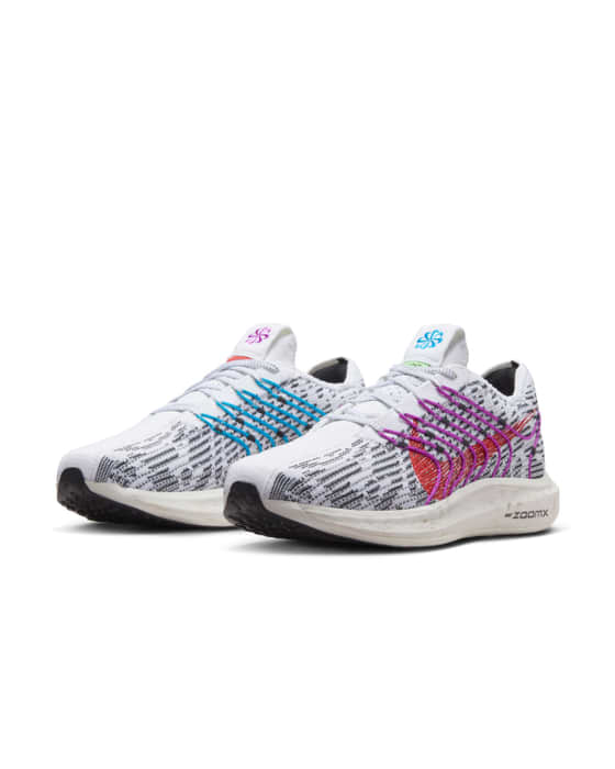 Nike Pegasus, slide 1 of 3
