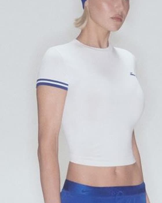 Body Obsessed, 나이키스킴스를 소개합니다., slide 3 of 7