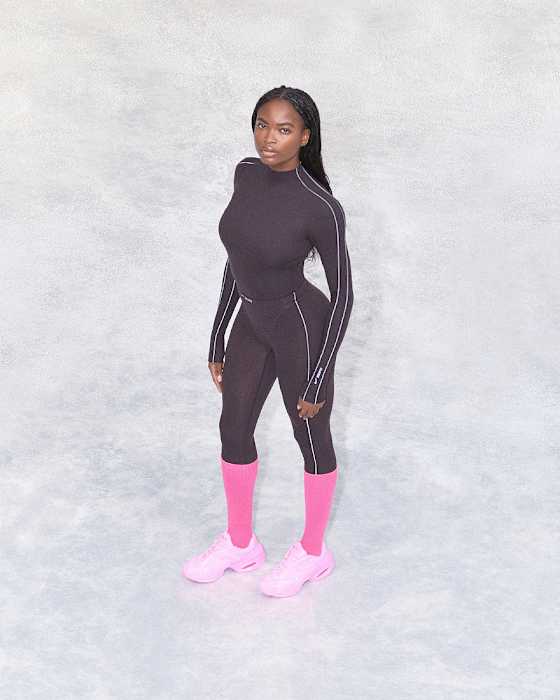 Te presentamos NikeSKIMS. Body Obsessed.