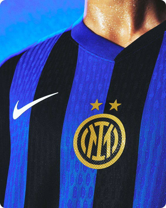 Scarpe, abbigliamento e accessori da calcio