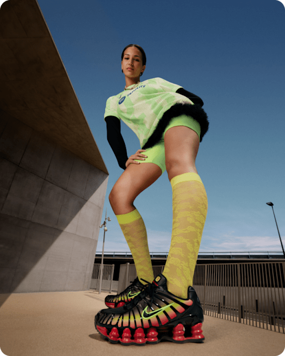 Scarpe, abbigliamento e accessori da calcio