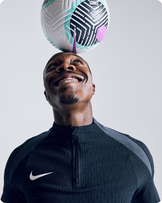 Scarpe, abbigliamento e accessori da calcio