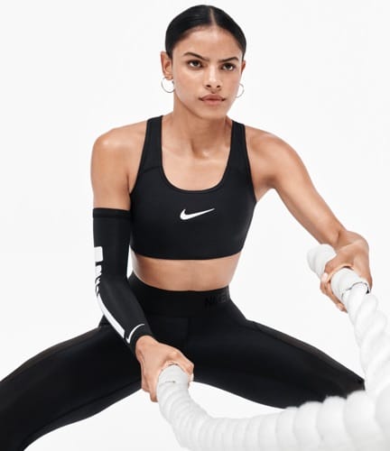 Nikeのパンツとタイツ
