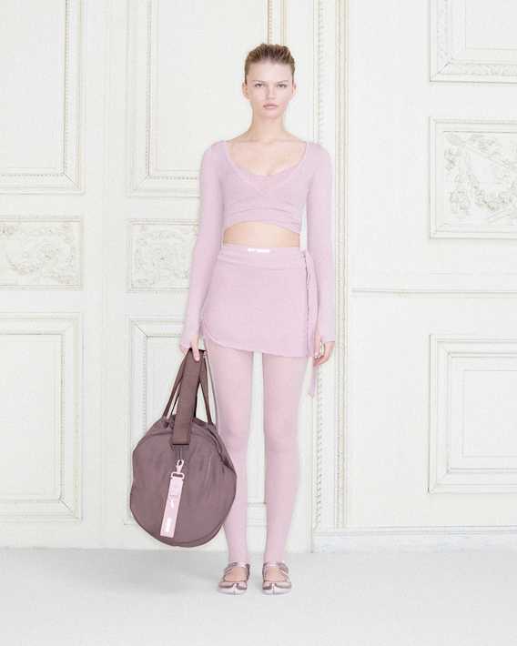 Acquista NikeSKIMS per colore, Scarpe, Abbigliamento e Accessori da Donna, slide 1 of 5