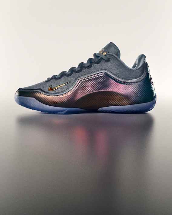 Trending, Nike. Just Do It, slide 1 of 4