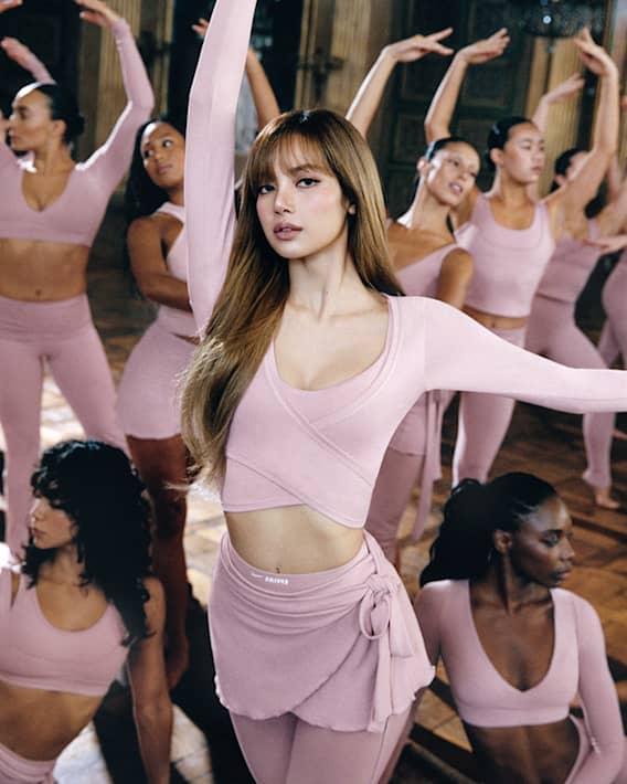 Novedades, Zapatillas, Ropa y Accesorios Para Mujer, slide 4 of 5