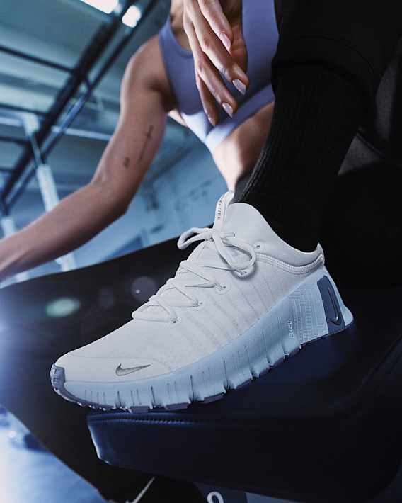 Women's Shoes, Clothing & Accessories