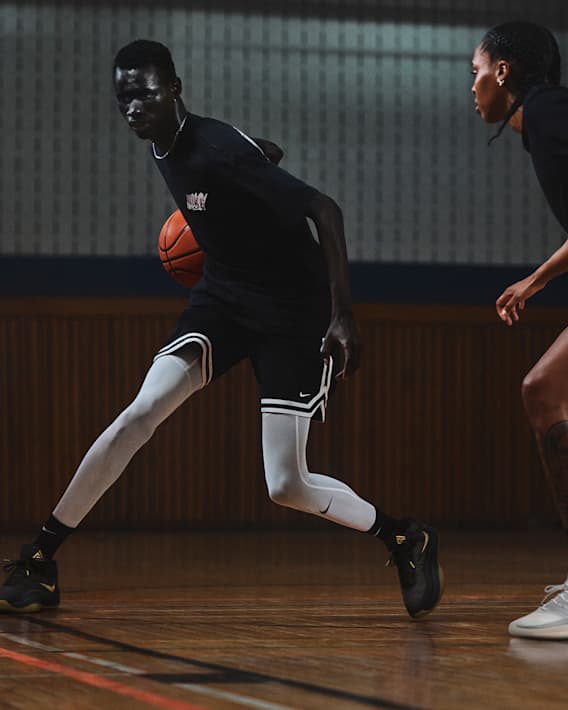 Sko, klær og tilbehør for herre fra Nike