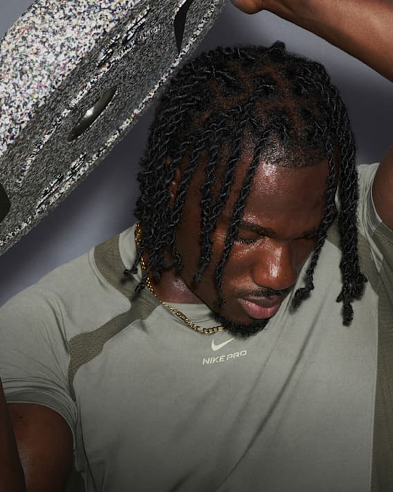 สินค้าเด่น, รองเท้า เสื้อผ้า และอุปกรณ์เสริม สำหรับบุรุษ, slide 1 of 3