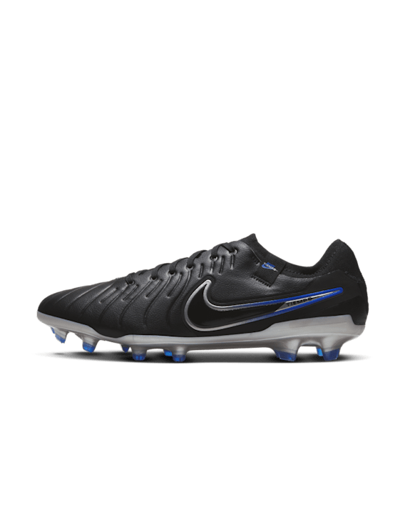 Football Shoe Guide, slide 2 of 4