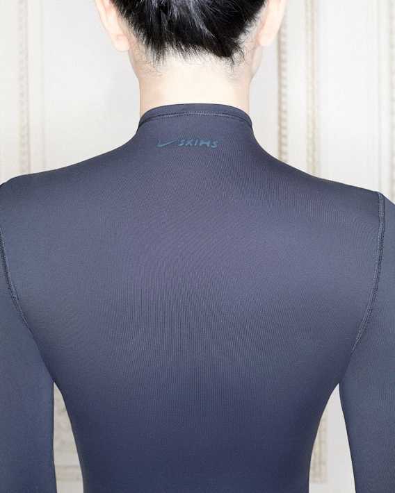 Vi presenterar NikeSKIMS. Body Obsessed., slide 3 of 6