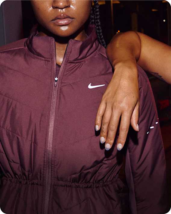 Complete Your Look, Nike Melbourne, slide 3 of 3