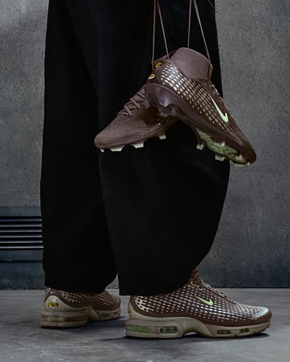 En ce moment, Chaussures, Vêtements et Accessoires pour Homme, slide 1 of 4