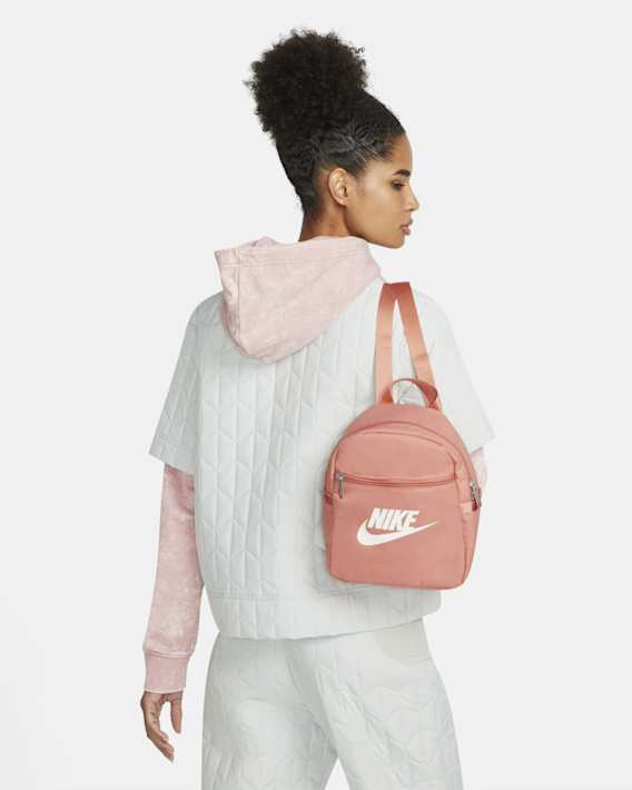 Nike Sportswear (NSW)