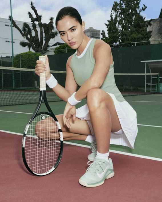 เลือกซื้อตามประเภทกีฬา, ร้านค้าอย่างเป็นทางการของ Nike, slide 7 of 8