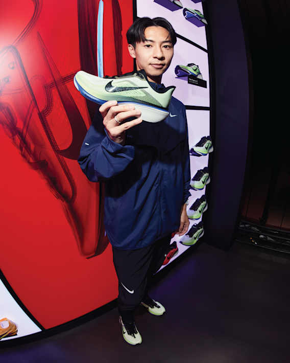 ナイキ ペガサス 42, slide 1 of 3