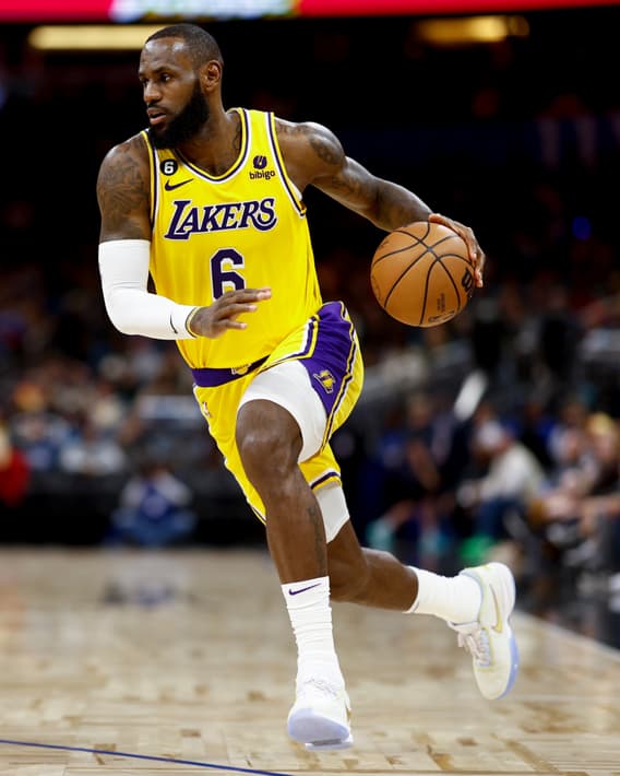 Nike Basketbol
