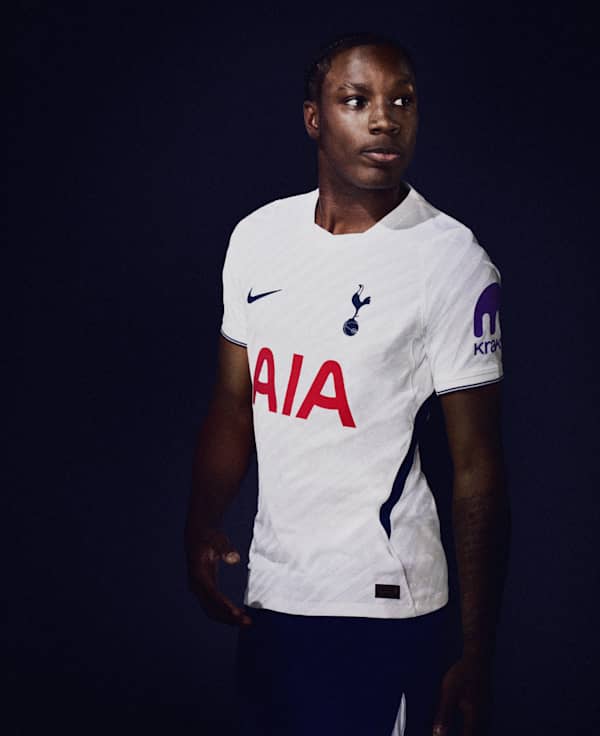 Club Kits, Nike Football, slide 6 of 6