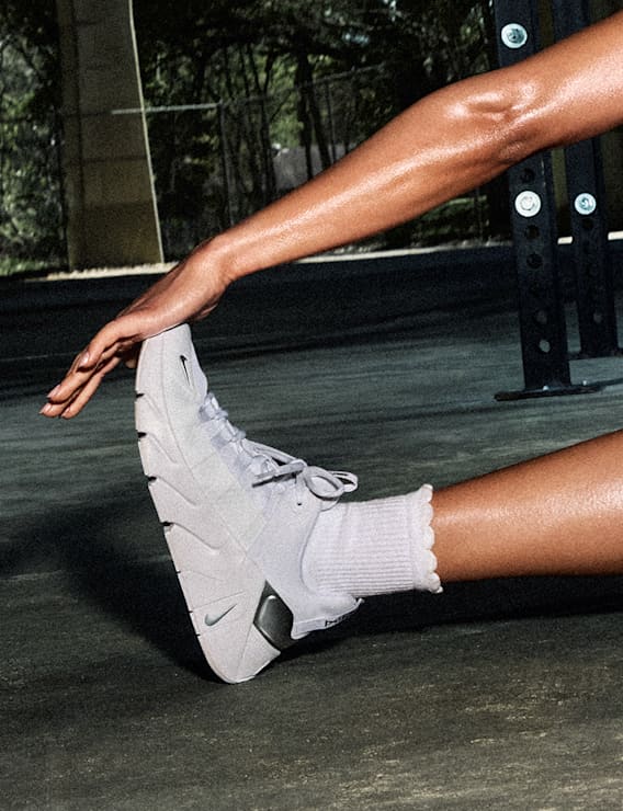 Complementa tu estilo, Sitio web oficial de Nike, slide 2 of 4