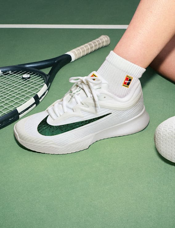 Complementa tu estilo, Sitio web oficial de Nike, slide 3 of 4