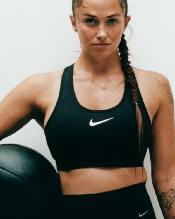 matching nike sports bra and spandex