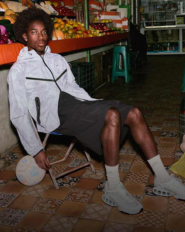 Trending Now, Nike. Just Do It, slide 1 of 4