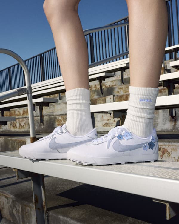 Trending Now, Nike. Just Do It, slide 3 of 4
