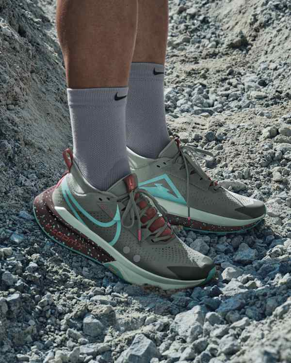 남성 신발, 의류 및 액세서리