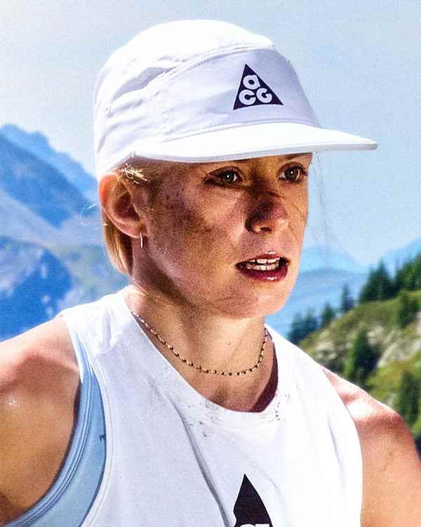 Coneix el Racing Department, slide 1 of 3